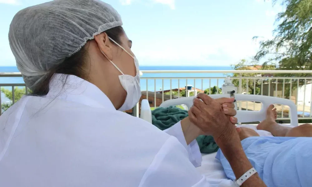 O documento é o instrumento que formaliza a implementação da Política Nacional de Cuidados no âmbito do Estado da Bahia. 