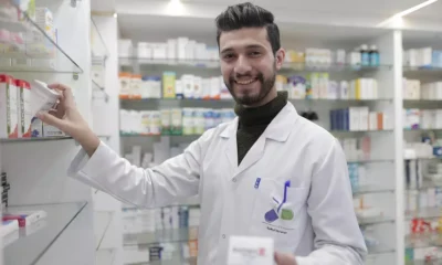 A Câmara dos Deputados aprovou nesta segunda-feira (2) o projeto de lei que estabelece critérios para o funcionamento de farmácias