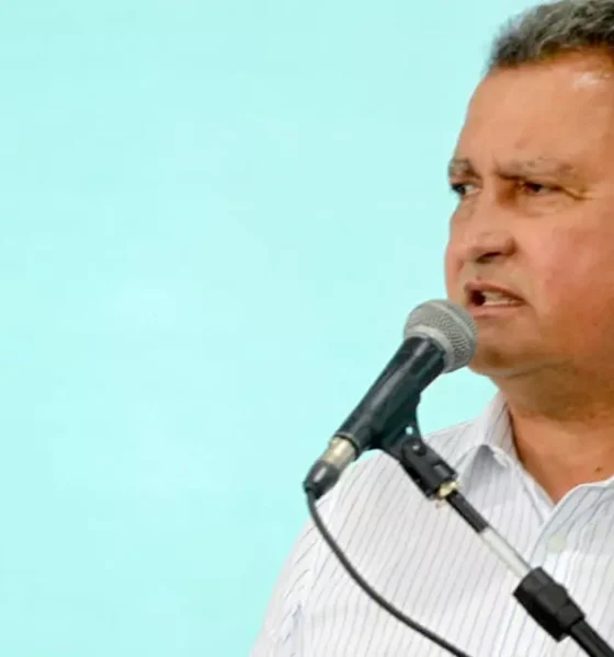 O ex-ministro da Casa Civil Rui Costa afirmou que a construção da ponte Salvador–Itaparica está em fase concreta de implantação e rebateu