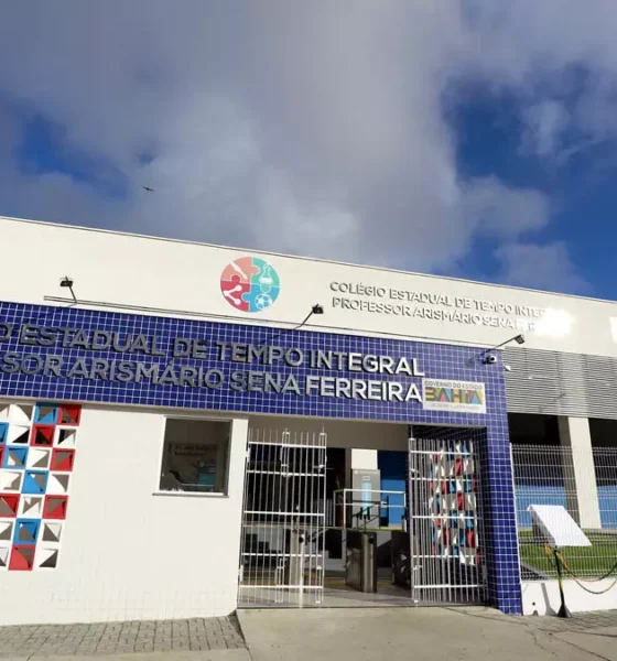 Neste sábado (11), no município de Ipirá, no território de identidade da Bacia do Jacuípe, o governador Jerônimo Rodrigues inaugurou