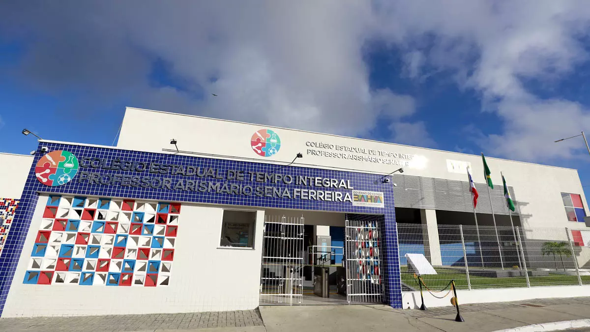 Neste sábado (11), no município de Ipirá, no território de identidade da Bacia do Jacuípe, o governador Jerônimo Rodrigues inaugurou