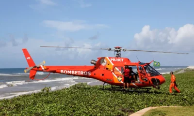 A integração entre salvamento aquático e aéreo marcou o treinamento teórico e prático promovido pelo 13º Batalhão de Bombeiros