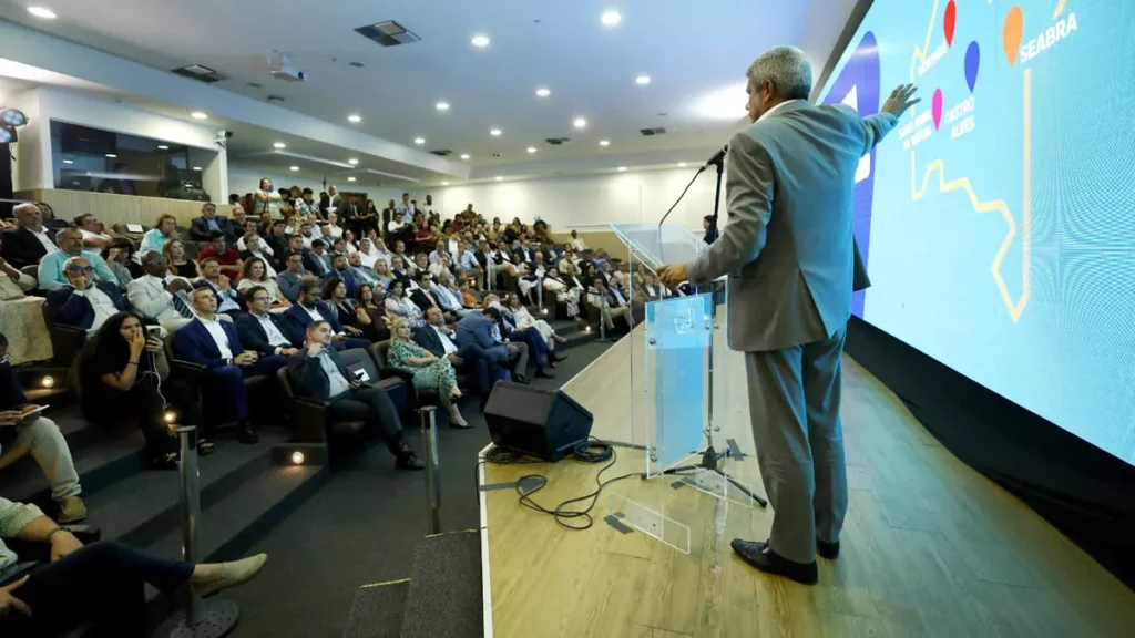 O Governo da Bahia anunciou, na tarde desta quinta-feira (9), um robusto pacote de entregas que contempla os 27 territórios de identidade