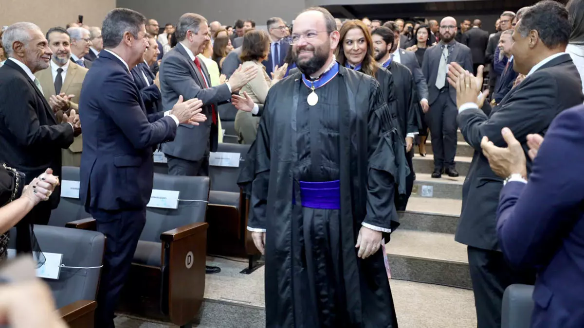 O desembargador Maurício Kertzman Szporer tomou posse, nesta quinta-feira (9), como presidente do Tribunal Regional Eleitoral da Bahia