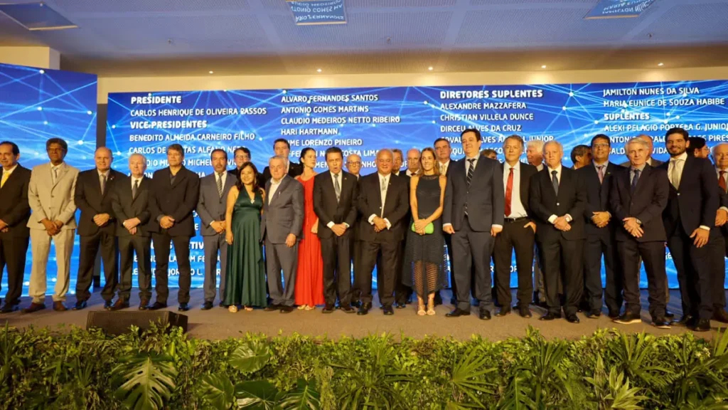 A nova diretoria da Federação das Indústrias do Estado da Bahia (Fieb) tomou posse nesta quinta-feira (9), em Salvador, para o mandato