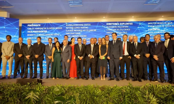 A nova diretoria da Federação das Indústrias do Estado da Bahia (Fieb) tomou posse nesta quinta-feira (9), em Salvador, para o mandato