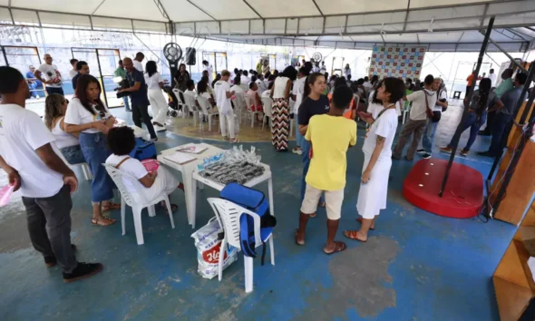 A Caravana do Afroempreendedorismo – MOVAÊ movimentou o bairro de Águas Claras, em Salvador, nesta sexta-feira (17),