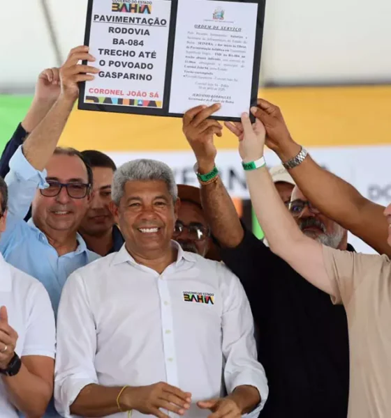 Durante agenda institucional no município de Coronel João Sá, nesta segunda-feira (20), o governador Jerônimo Rodrigues realizou