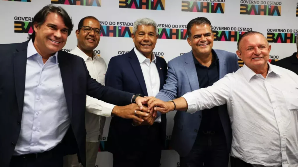 O prefeito de Piatã, Marcos Paulo (PSD), anunciou uma mudança em seu posicionamento político e declarou alinhamento