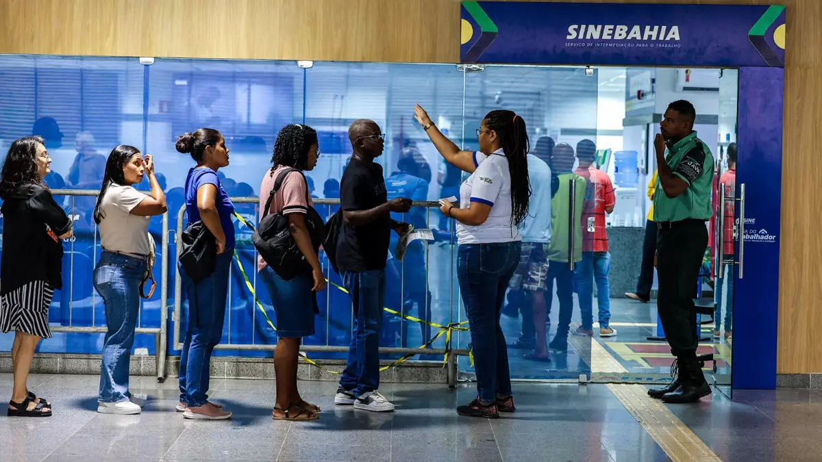 Na véspera do Dia do Trabalhador, o Governo da Bahia promove uma ampla ação de incentivo à empregabilidade e à geração de renda