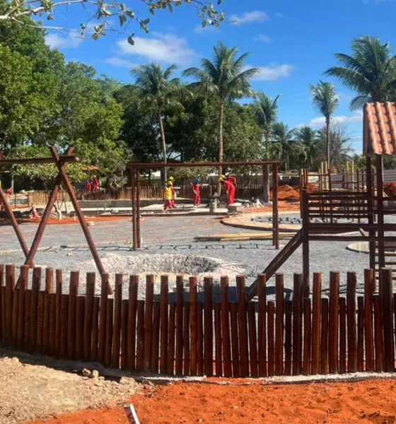 associado à obra de requalificação do Balneário do Tareco, conhecido por suas piscinas naturais de águas límpidas e termais. 