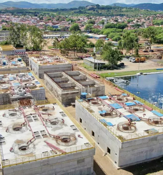 A infraestrutura de abastecimento de água potável de Jequié passa por um processo de ampliação e modernização para atender ao