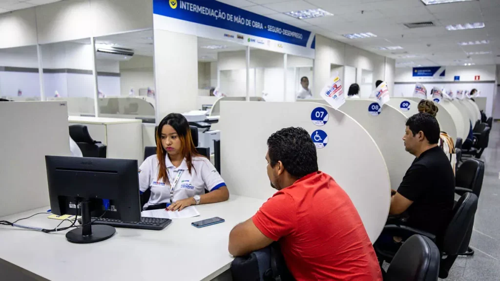 Se ligue nas vagas de emprego disponíveis no SineBahia para Salvador, RMS e interior do estado nesta quarta-feira (13).