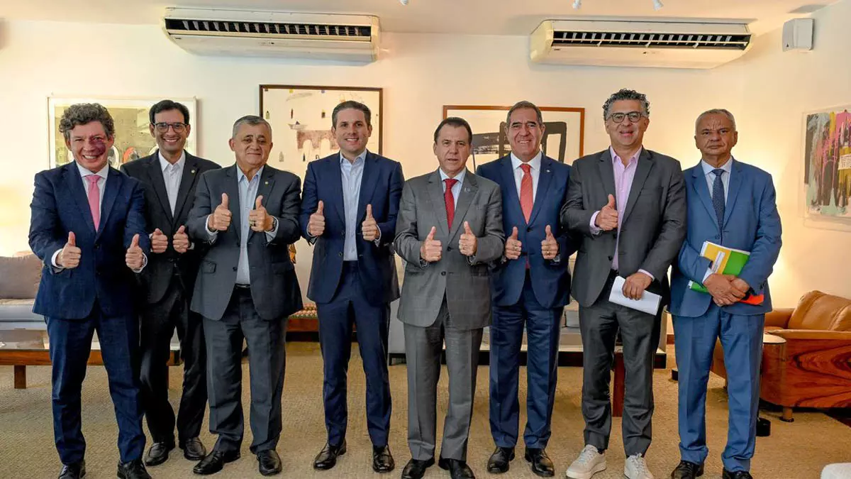 da escala 6x1 deve prever dois dias de descanso remunerado por semana, por meio da escala 5x2, além da redução da jornada semanal