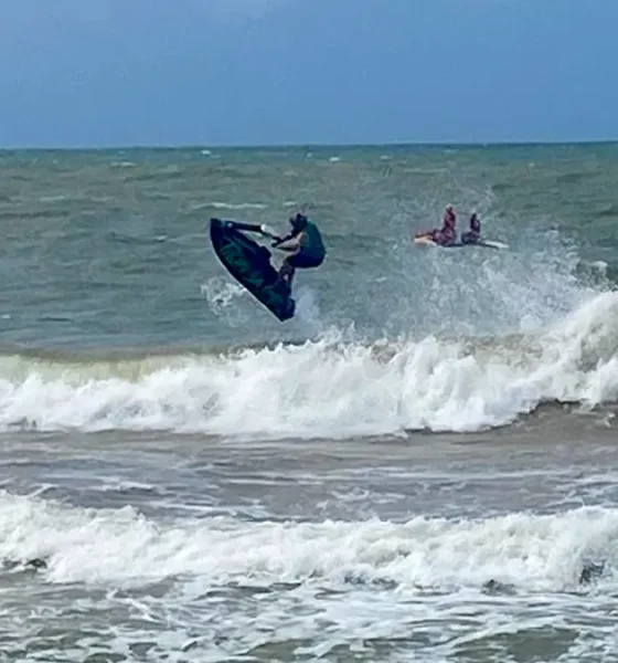 A prova Jet Waves World Cup foi disputada no último fim de semana, na praia de Guarajuba, em Camaçari, na Costa dos Coqueiros,