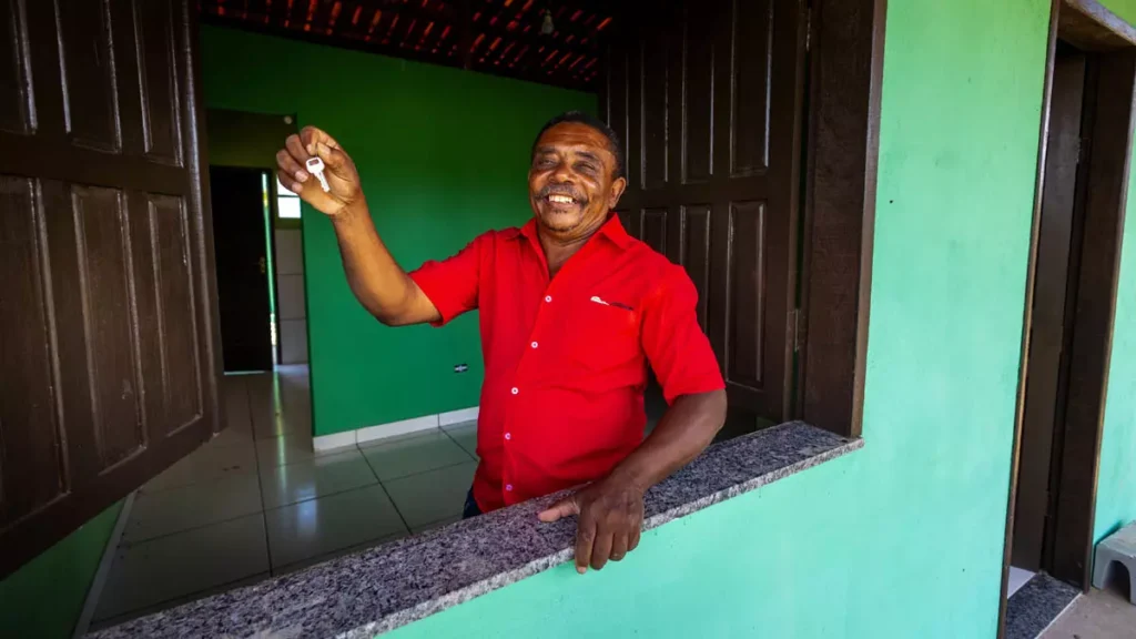 O sonho da casa própria começa a ganhar forma para 110 famílias de comunidades rurais do Sertão do São Francisco. A partir de julho,
