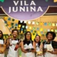 em uma grande vila junina, reunindo produtos que expressam a identidade dos territórios rurais da Bahia, produzidos por cooperativas