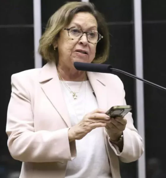A deputada federal Lídice da Mata (PSB) denunciou que os dados do Plano Municipal de Saúde 2026–2029, elaborado pela Prefeitura de Salvador,