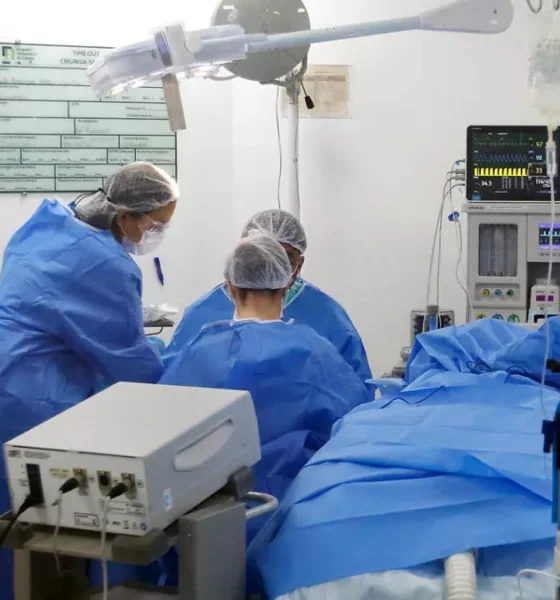 Começou nesta quinta-feira (14), no Hospital Ortopédico do Estado da Bahia (HOEB), no bairro do Cabula, em Salvador, um mutirão inédito
