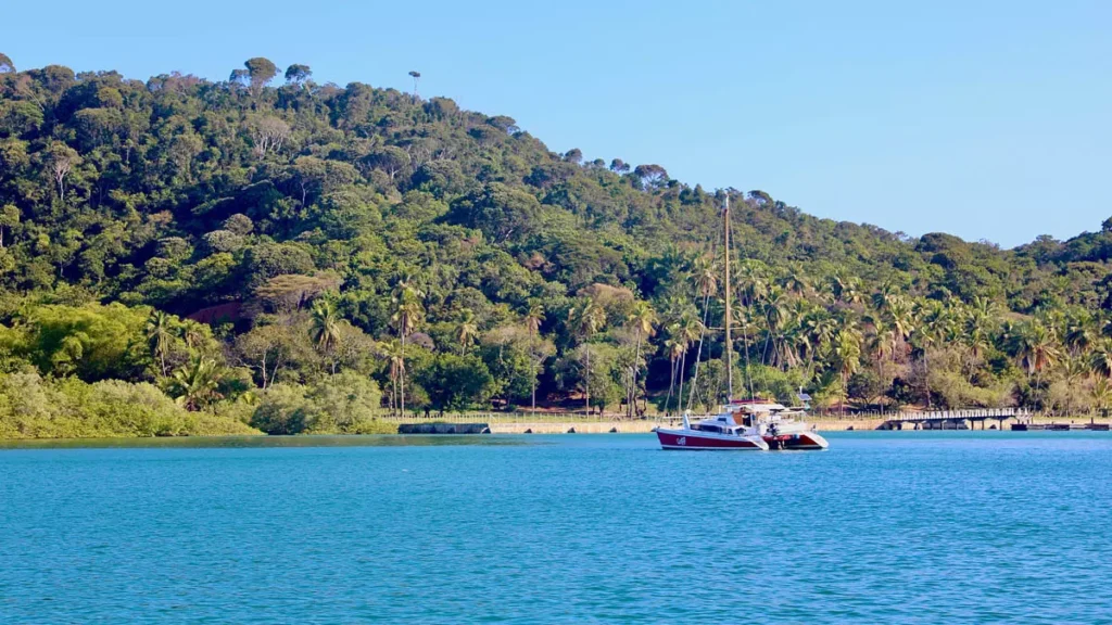 período de estabilidade climática, com predomínio de sol e temperaturas elevadas em praticamente todas as regiões neste fim de semana.