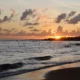 A maioria das praias monitoradas pelo Instituto do Meio Ambiente e Recursos Hídricos (Inema) ao longo do litoral baiano