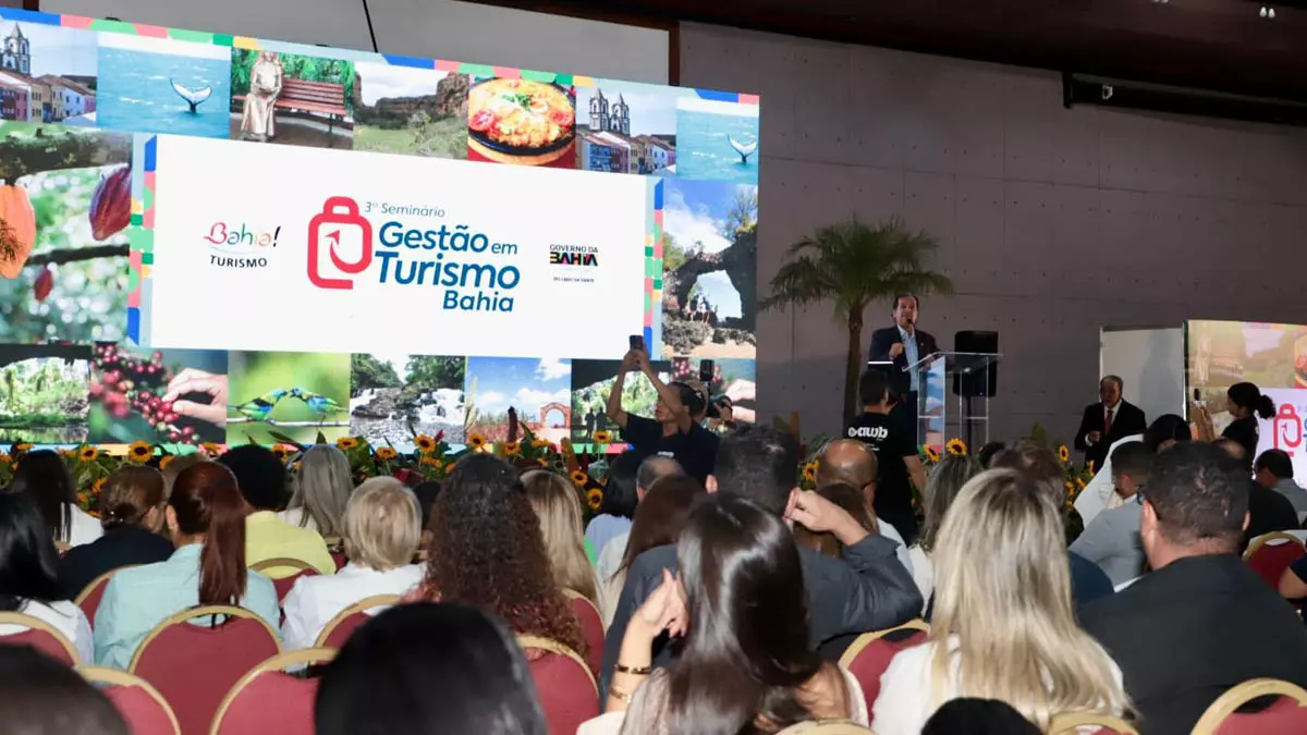 trade turístico se reuniram nesta quarta-feira (27), em Salvador, durante o 3º Seminário de Gestão em Turismo da Bahia, promovido pelo