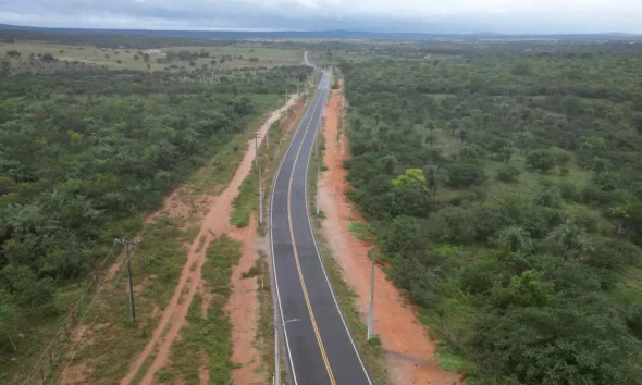 O município de Mairi recebeu, nesta quinta-feira (4), uma série de investimentos do Governo do Estado nas áreas de infraestrutura,