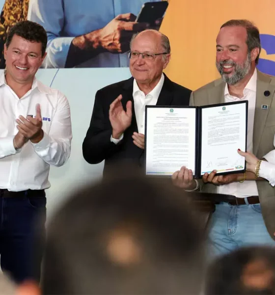 A maior feira de agronegócio do Norte e Nordeste, a Bahia Farm Show, foi aberta oficialmente nesta segunda-feira (8),