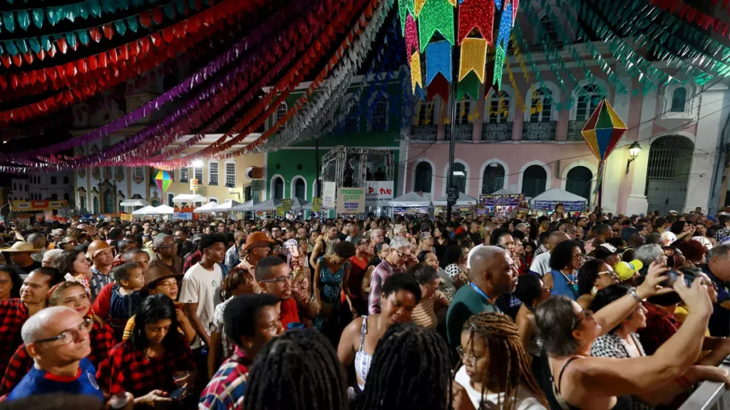 O Pelourinho ganhou novos ritmos e cores para celebrar o São João em Salvador. Promovido pelo Governo da Bahia, o Centro Histórico