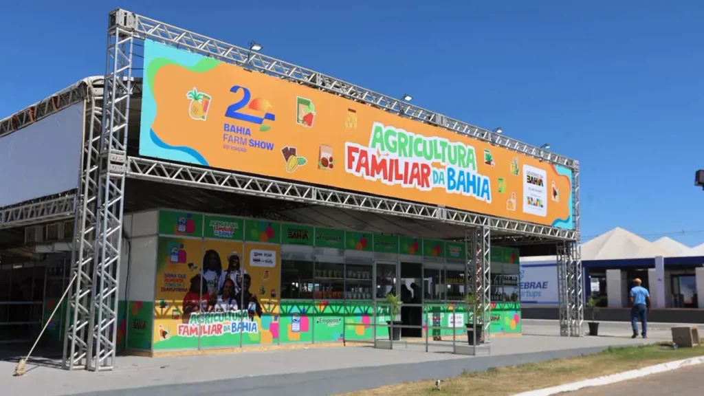 A 20ª edição da Bahia Farm Show começou nesta segunda-feira (8), em Luís Eduardo Magalhães, com a agricultura familiar baiana ocupando