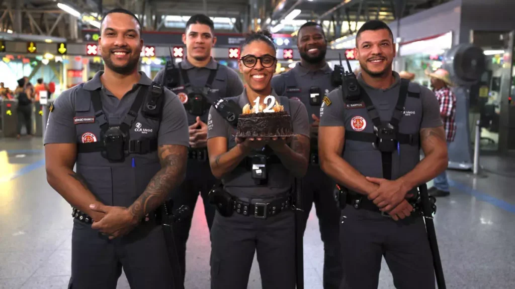 O Metrô Bahia celebrou, nesta quinta-feira (11), 12 anos de operação do Sistema Metroviário Salvador–Lauro de Freitas com uma