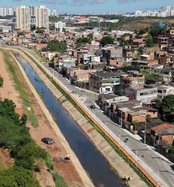 nesta segunda-feira (22), de mais uma etapa das obras de macrodrenagem e urbanização do Canal Mangabeira. A intervenção, inaugurada pelo