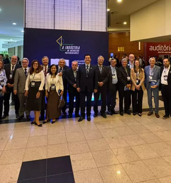 O presidente do Sinduscon-BA, Eduardo Bastos, participou, a convite da FIEB, do evento “A Indústria na Agenda dos Presidenciáveis”,