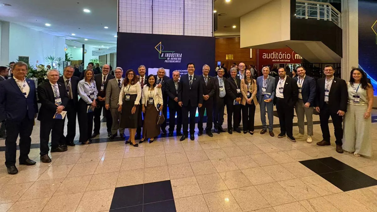 O presidente do Sinduscon-BA, Eduardo Bastos, participou, a convite da FIEB, do evento “A Indústria na Agenda dos Presidenciáveis”,
