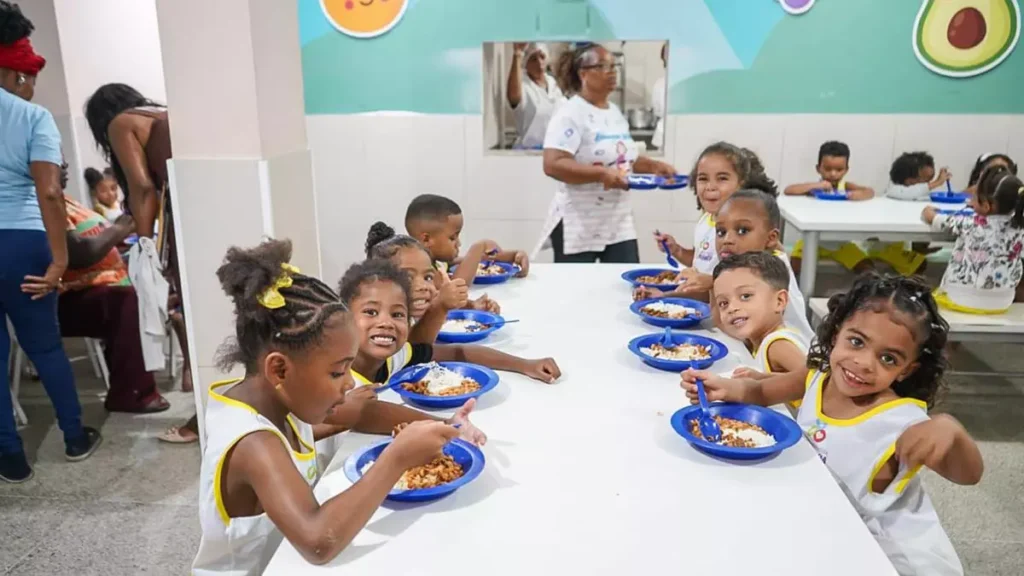 alimentação de qualidade para crianças de 0 a 6 anos. A ação integra o projeto Bahia pela Infância e Segurança Alimentar e terá continuidade