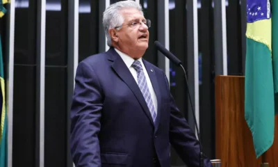 O deputado federal Bacelar (PV-BA) criticou ACM Neto e o prefeito Bruno Reis nesta terça-feira (02) e afirmou que a população de Salvador paga