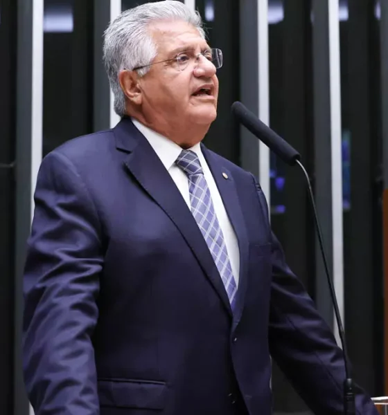 O deputado federal Bacelar (PV-BA) criticou ACM Neto e o prefeito Bruno Reis nesta terça-feira (02) e afirmou que a população de Salvador paga