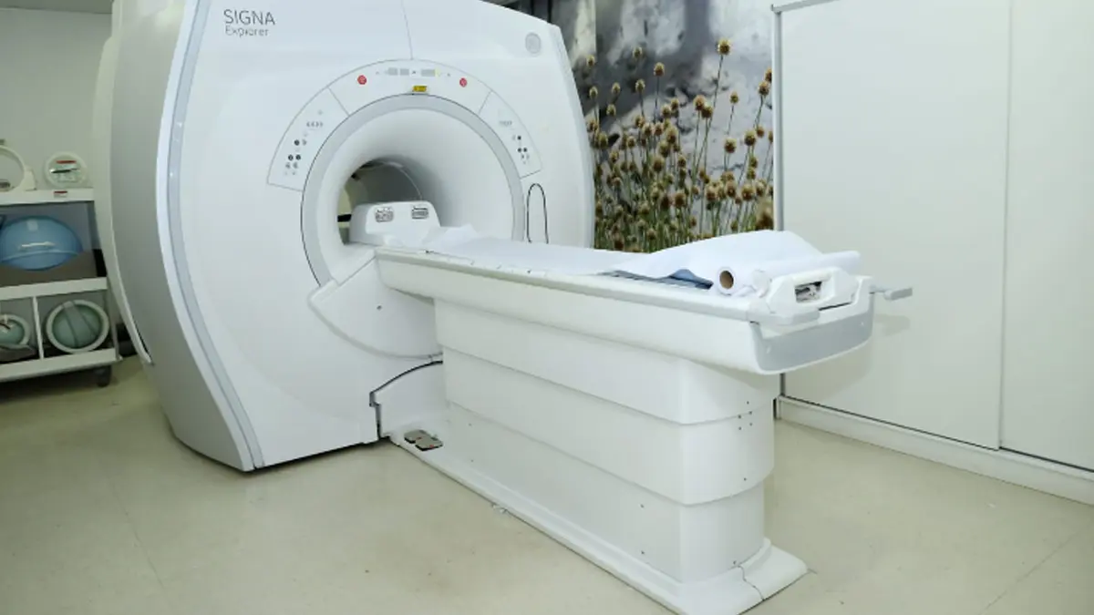 A Inteligência Artificial (IA) está transformando a realização dos exames de ressonância magnética, reduzindo o tempo de aquisição