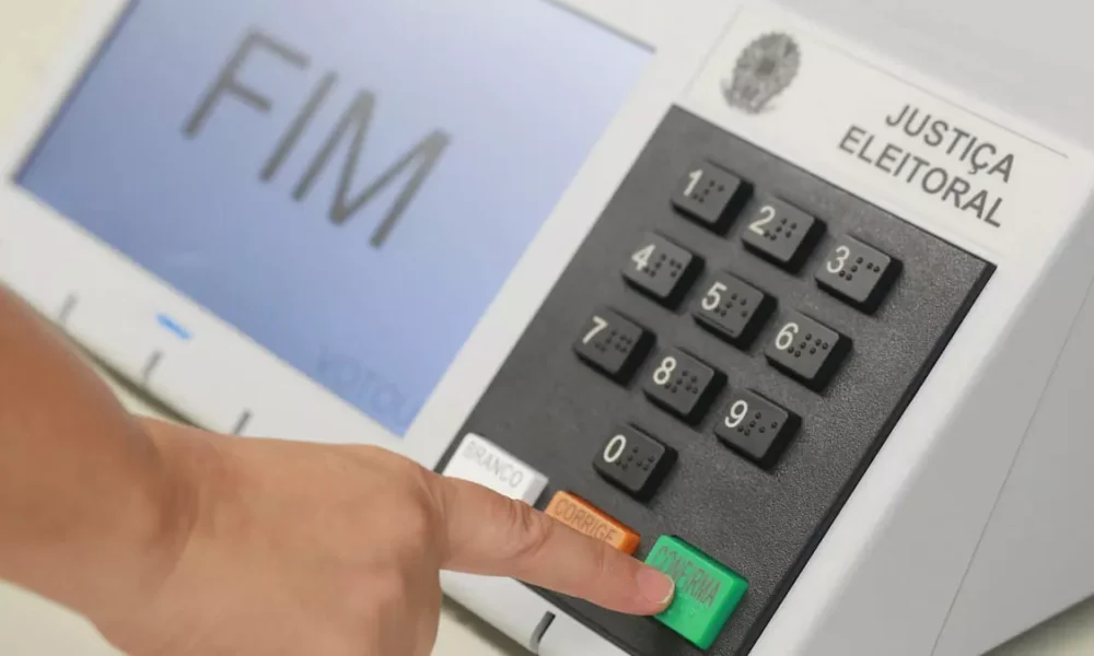 O Brasil terá 158.745.463 eleitores aptos a votar nas Eleições 2026, que acontecem em 4 de outubro, primeiro turno do pleito.