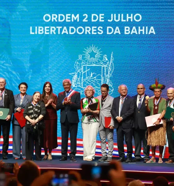públicas, da democracia e da soberania nacional. A cerimônia de entrega da Comenda Ordem 2 de Julho – Libertadores da Bahia foi realizada na