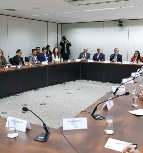 O Tribunal Superior Eleitoral (TSE) ampliou a cooperação com plataformas digitais para fortalecer o enfrentamento à desinformação