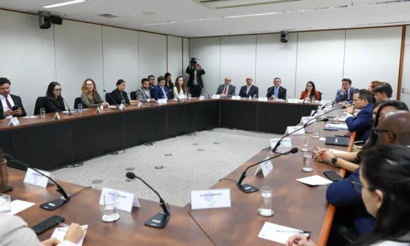 O Tribunal Superior Eleitoral (TSE) ampliou a cooperação com plataformas digitais para fortalecer o enfrentamento à desinformação