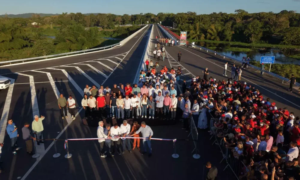 rodovia que conecta os municípios de Itabuna e Ilhéus. A estrutura foi projetada para fortalecer a ligação entre as duas principais cidades