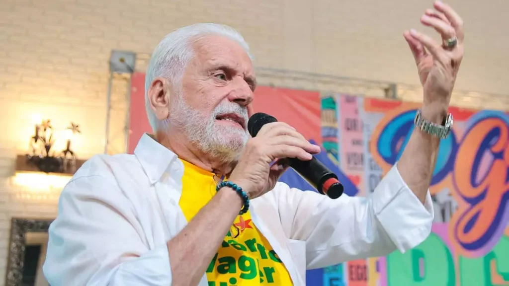 O senador Jaques Wagner defendeu a participação da juventude na política durante o Ato das Juventudes, Cultura e Educação,