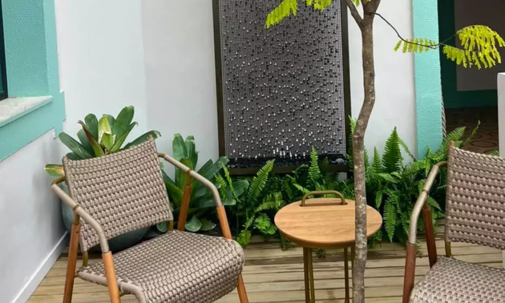 arquiteto Walter Schimmelpfeng na CASACOR Bahia. O projeto teve sua pegada de carbono inventariada pela Andrade Schimmelpfeng (AS),
