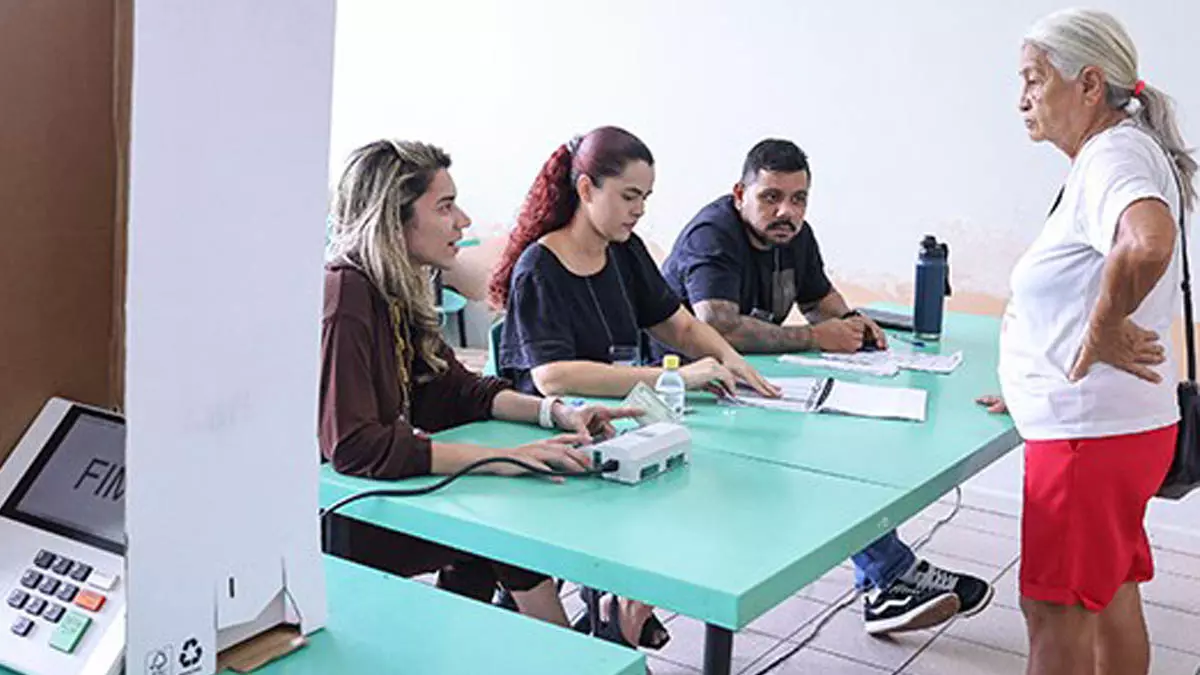 A Justiça Eleitoral (JE) iniciou, nesta terça-feira (7), o processo de nomeação das mesárias e dos mesários que irão atuar nas Eleições 2026.