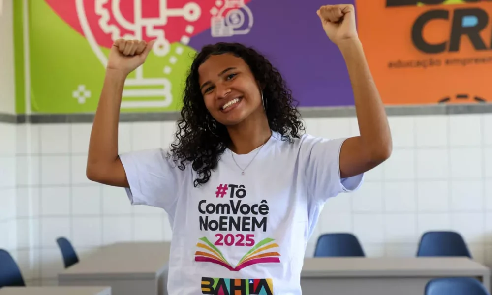 Cerca de 4 mil estudantes da rede estadual de ensino participam, nesta terça-feira (11), às 14h, do Aulão Prepara Enem 2026, na Concha