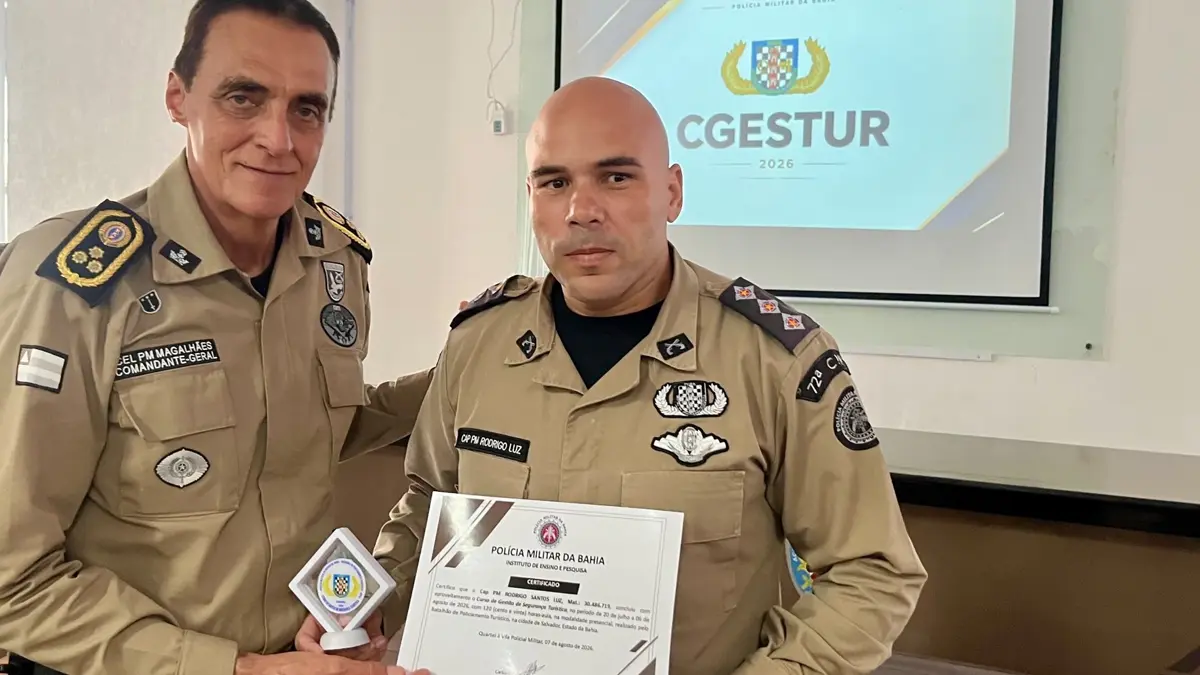 Os participantes da quarta turma do Curso de Gestão em Segurança Turística receberam, neste mês, os certificados de conclusão da capacitação,