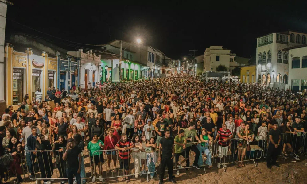 A cidade de Lençóis, na Chapada Diamantina, sediará entre os dias 4 e 6 de setembro de 2026 a 27ª edição do Festival de Lençóis,