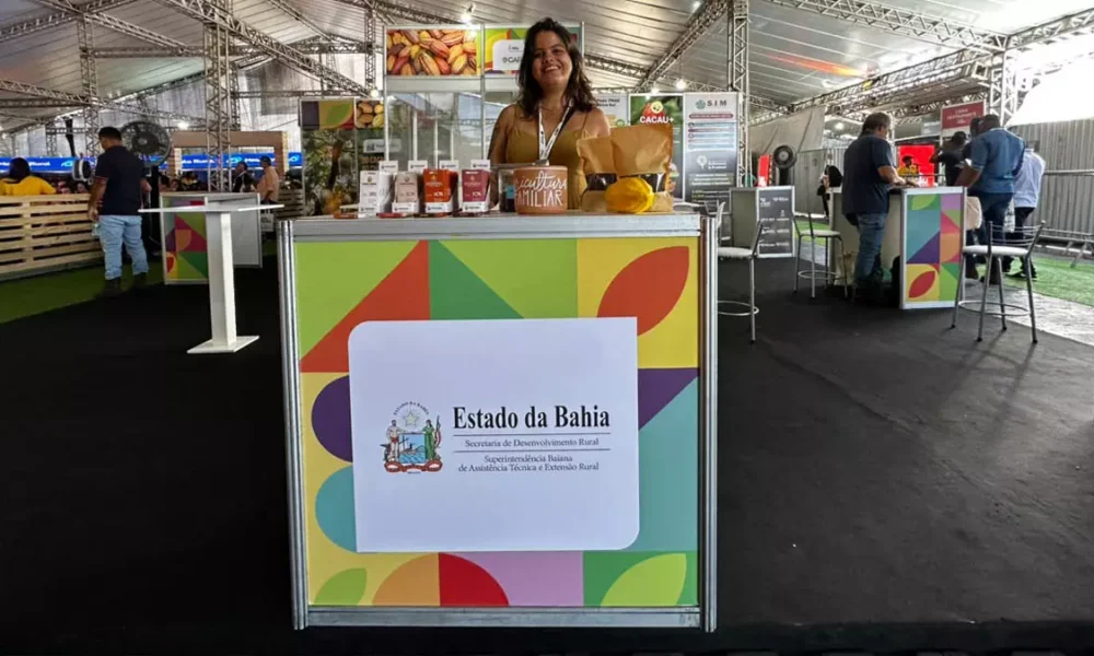 A agricultura familiar baiana marca presença na ExpoCacau 2026, realizada entre os dias 25 e 27 de agosto, no Centro de Convenções de Ilhéus.